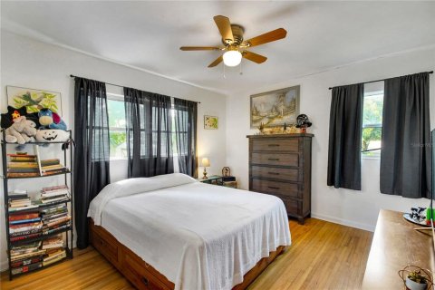 Villa ou maison à vendre à Fruitland Park, Floride: 3 chambres, 137.77 m2 № 2220167 - photo 18