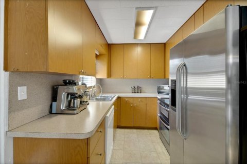 Villa ou maison à vendre à Fruitland Park, Floride: 3 chambres, 137.77 m2 № 2220167 - photo 8