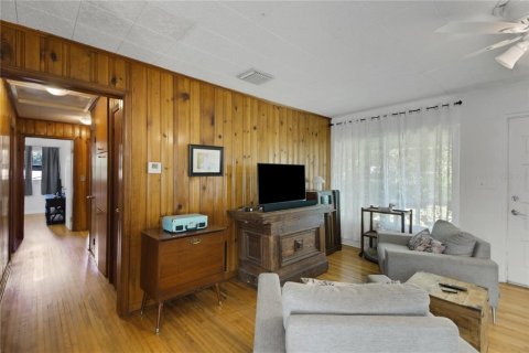 Villa ou maison à vendre à Fruitland Park, Floride: 3 chambres, 137.77 m2 № 2220167 - photo 13