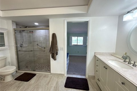 Снять в аренду кондоминиум в Дорал, Флорида 3 спальни, 184.23м2, № 1948333 - фото 21