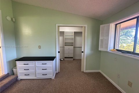 Снять в аренду кондоминиум в Дорал, Флорида 3 спальни, 184.23м2, № 1948333 - фото 15