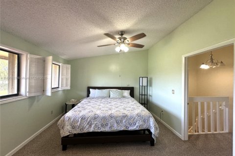 Снять в аренду кондоминиум в Дорал, Флорида 3 спальни, 184.23м2, № 1948333 - фото 13