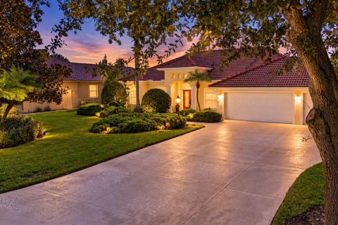 Casa en venta en Sarasota, Florida, 3 dormitorios, 252.88 m2 № 2384128 - foto 2