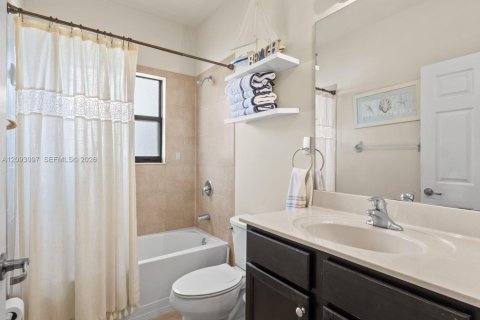 Casa en venta en Homestead, Florida, 4 dormitorios, 175.03 m2 № 2378697 - foto 19