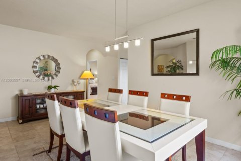 Casa en venta en Homestead, Florida, 4 dormitorios, 175.03 m2 № 2378697 - foto 13
