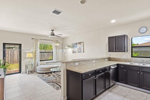 Casa en venta en Homestead, Florida, 4 dormitorios, 175.03 m2 № 2378697 - foto 6