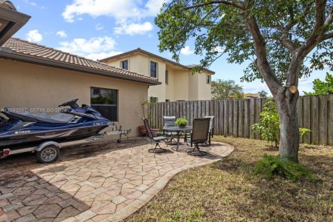 Casa en venta en Homestead, Florida, 4 dormitorios, 175.03 m2 № 2378697 - foto 28