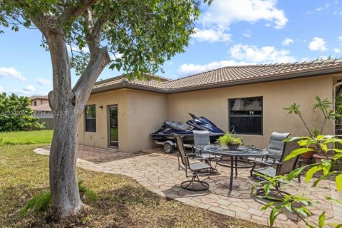 Casa en venta en Homestead, Florida, 4 dormitorios, 175.03 m2 № 2378697 - foto 3