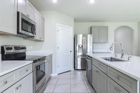 House in Sanford, Florida 5 bedrooms, 243.96 sq.m. № 1786151 - photo 11