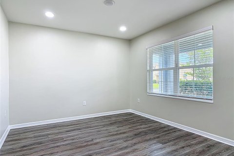 Casa en venta en Sanford, Florida, 5 dormitorios, 243.96 m2 № 1786151 - foto 3
