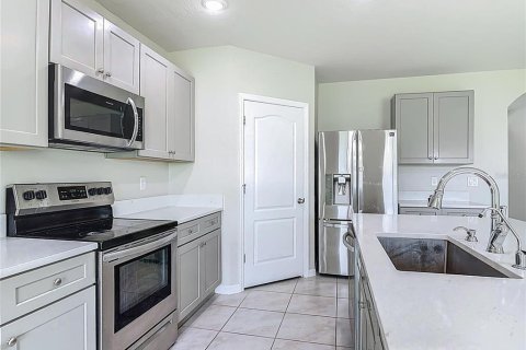 Villa ou maison à vendre à Sanford, Floride: 5 chambres, 243.96 m2 № 1786151 - photo 10