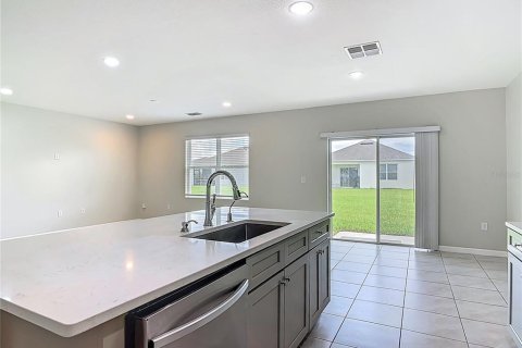 Villa ou maison à vendre à Sanford, Floride: 5 chambres, 243.96 m2 № 1786151 - photo 8