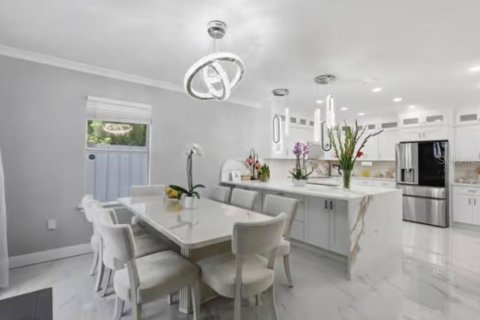 Condo in Orlando, Florida, 3 bedrooms  № 2096437 - photo 9