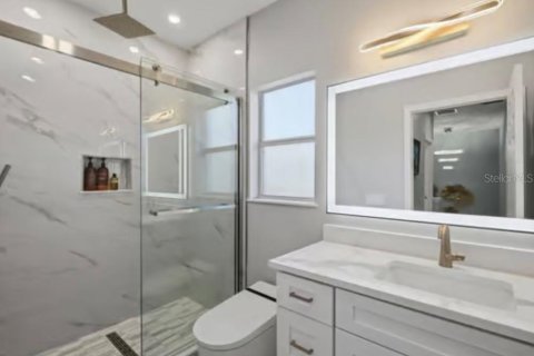 Condo in Orlando, Florida, 3 bedrooms  № 2096437 - photo 17