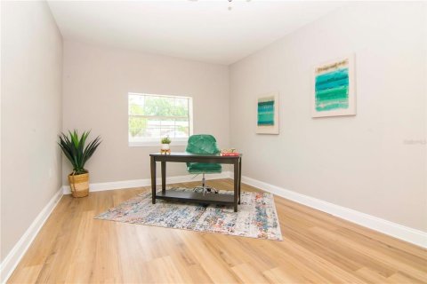 Villa ou maison à louer à Tampa, Floride: 5 chambres, 131.55 m2 № 2148484 - photo 21