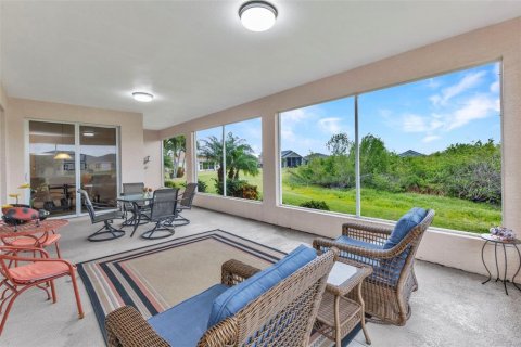House in Punta Gorda, Florida 3 bedrooms, 150.22 sq.m. № 1516444 - photo 8