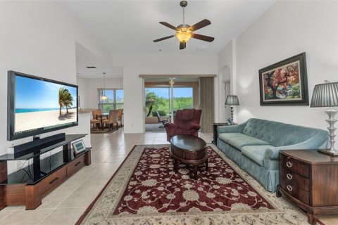 House in Punta Gorda, Florida 3 bedrooms, 150.22 sq.m. № 1516444 - photo 5