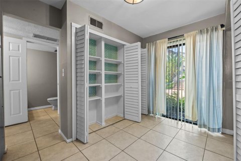 Condo in Altamonte Springs, Florida, 2 bedrooms  № 1765903 - photo 11