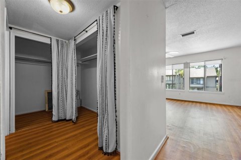 Condo in Altamonte Springs, Florida, 2 bedrooms  № 1765903 - photo 28
