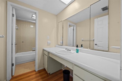 Condo in Altamonte Springs, Florida, 2 bedrooms  № 1765903 - photo 26