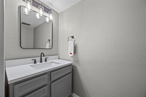 Condo in Altamonte Springs, Florida, 2 bedrooms  № 1765903 - photo 24