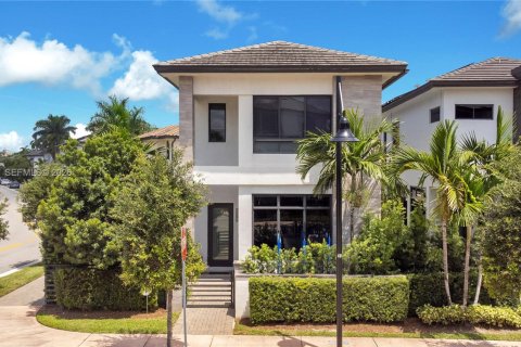 House in Doral, Florida 3 bedrooms, 202.71 sq.m. № 1996414