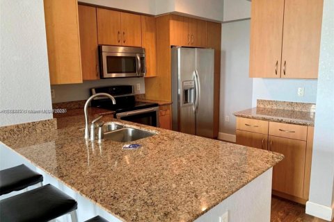 Condo in Hollywood, Florida, 1 bedroom  № 1702533 - photo 22