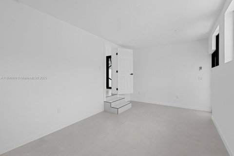 Villa ou maison à vendre à Hialeah, Floride: 3 chambres, 116.69 m2 № 1948704 - photo 28