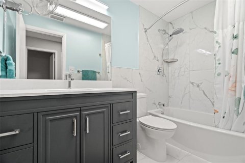 Townhouse in Temple Terrace, Florida 2 bedrooms, 102.56 sq.m. № 2120426 - photo 21