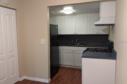 Condominio en alquiler en Altamonte Springs, Florida, 1 dormitorio, 42.92 m2 № 1908106 - foto 7