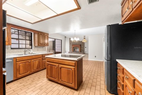 Casa en venta en Gainesville, Florida, 4 dormitorios, 314.01 m2 № 2226475 - foto 29