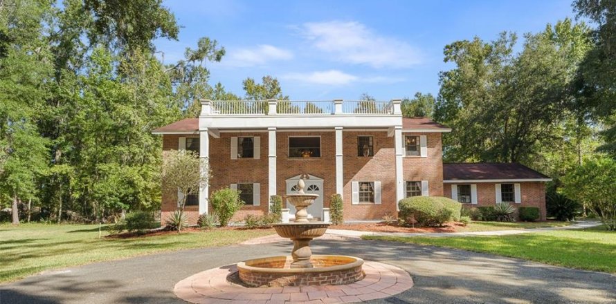 Casa en Gainesville, Florida 4 dormitorios, 314.01 m2 № 2226475