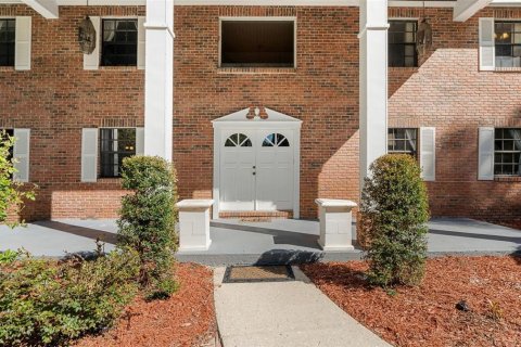 Casa en venta en Gainesville, Florida, 4 dormitorios, 314.01 m2 № 2226475 - foto 4