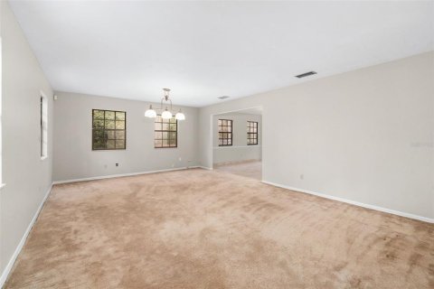 Casa en venta en Gainesville, Florida, 4 dormitorios, 314.01 m2 № 2226475 - foto 25