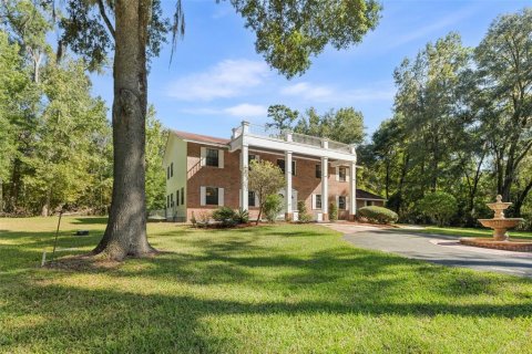 Casa en venta en Gainesville, Florida, 4 dormitorios, 314.01 m2 № 2226475 - foto 2
