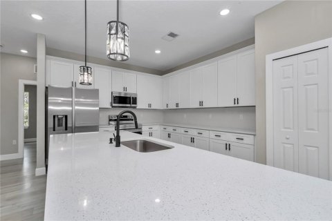 Casa en venta en Ocala, Florida, 4 dormitorios, 168.71 m2 № 1898901 - foto 11