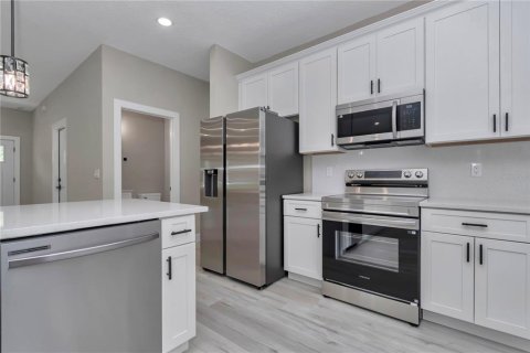 Casa en venta en Ocala, Florida, 4 dormitorios, 168.71 m2 № 1898901 - foto 13