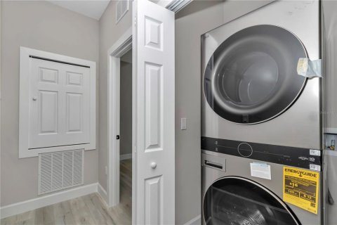 Casa en venta en Ocala, Florida, 4 dormitorios, 168.71 m2 № 1898901 - foto 17