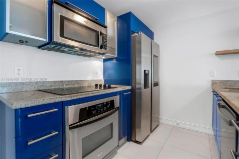 Copropriété à vendre à Miami, Floride: 1 chambre, 72.74 m2 № 2001701 - photo 5