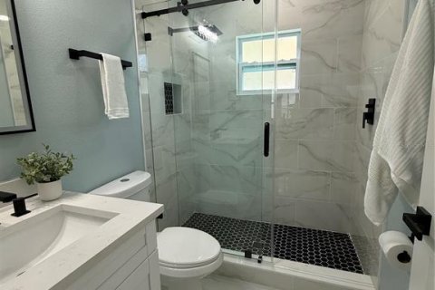 Casa en venta en Clearwater, Florida, 2 dormitorios, 75.99 m2 № 1654291 - foto 11