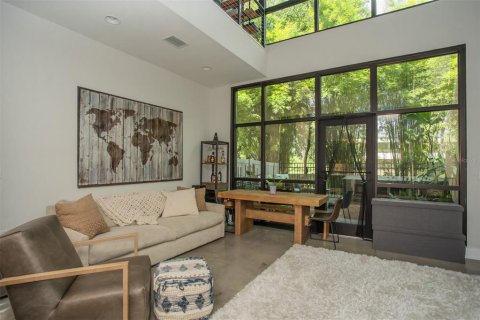 Touwnhouse à louer à Tampa, Floride: 2 chambres, 130.43 m2 № 2384311 - photo 3