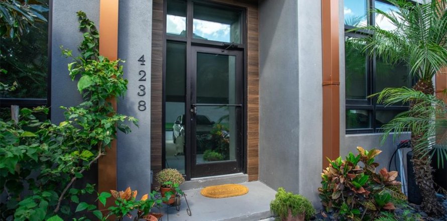Touwnhouse à Tampa, Floride 2 chambres, 130.43 m2 № 2384311