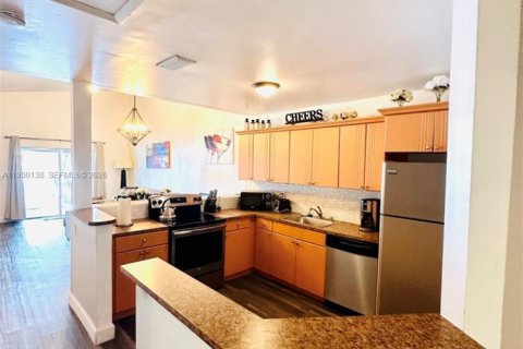 Снять в аренду виллу или дом в Форт-Лодердейл, Флорида 3 спальни, № 2005759 - фото 5