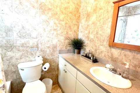 Снять в аренду виллу или дом в Форт-Лодердейл, Флорида 3 спальни, № 2005759 - фото 15