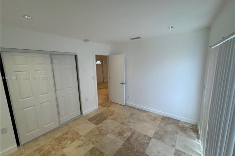 Apartamento en alquiler en Fort Lauderdale, Florida, 2 dormitorios, 74.32 m2 № 1775906 - foto 11