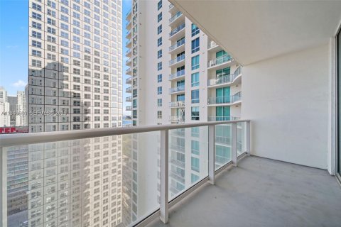 Condo in Miami, Florida, 1 bedroom  № 2173077 - photo 13