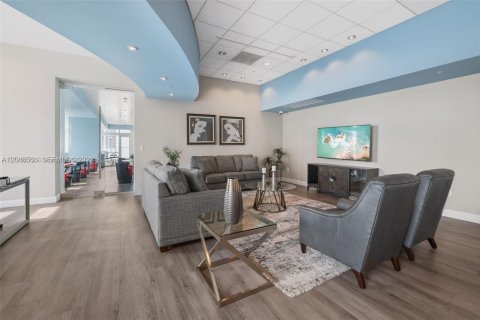 Condo in Miami, Florida, 1 bedroom  № 2173077 - photo 6