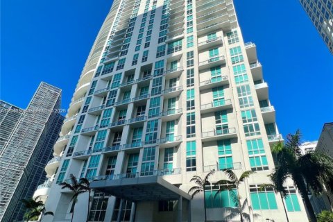 Condo in Miami, Florida, 1 bedroom № 2173077