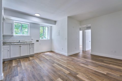 Apartment in Miami, Florida 2 bedrooms, 62.43 sq.m. № 1953879 - photo 6