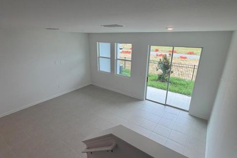 Touwnhouse à louer à Davenport, Floride: 3 chambres, 166.02 m2 № 2102088 - photo 8